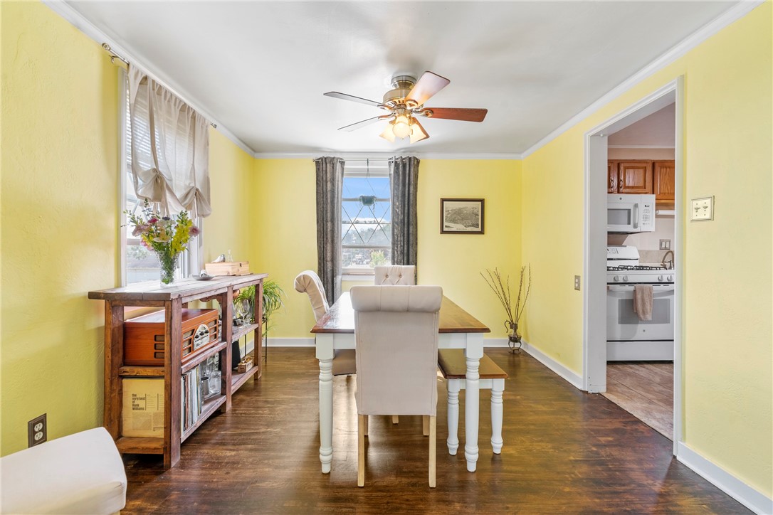 1151 W 11th St