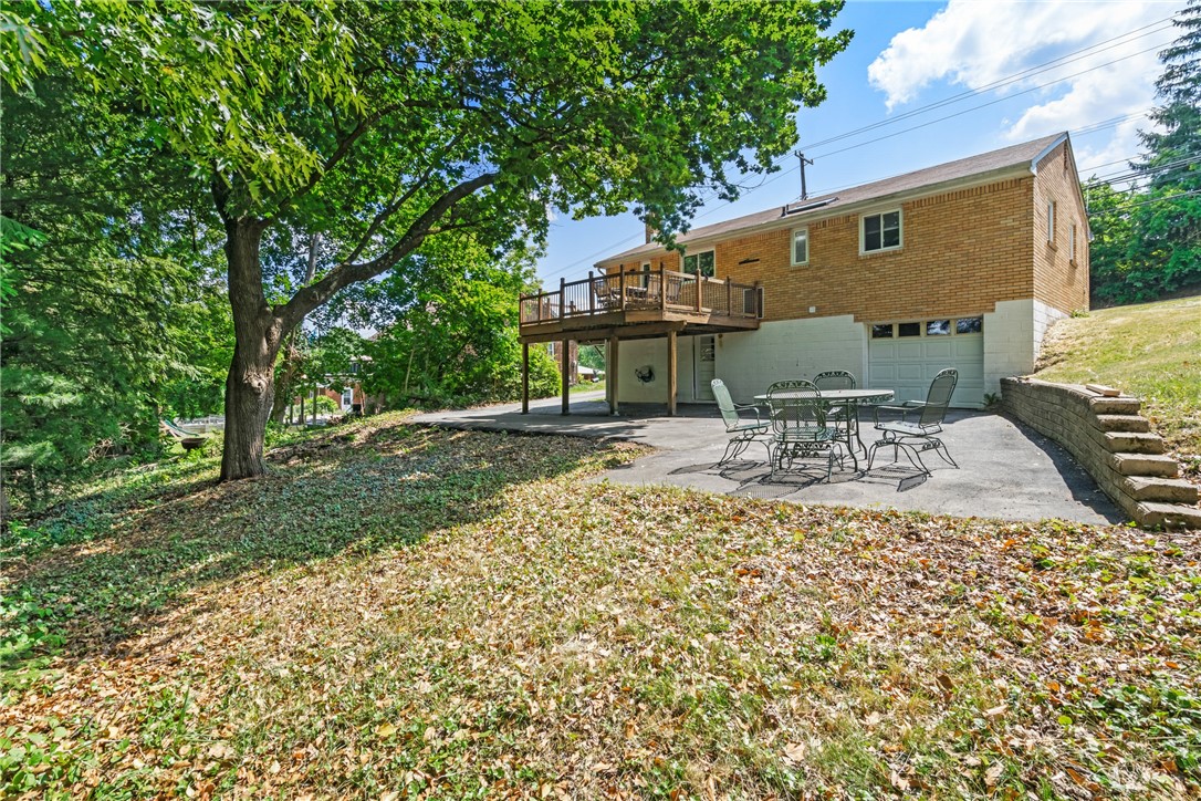 1011 Silver Ln