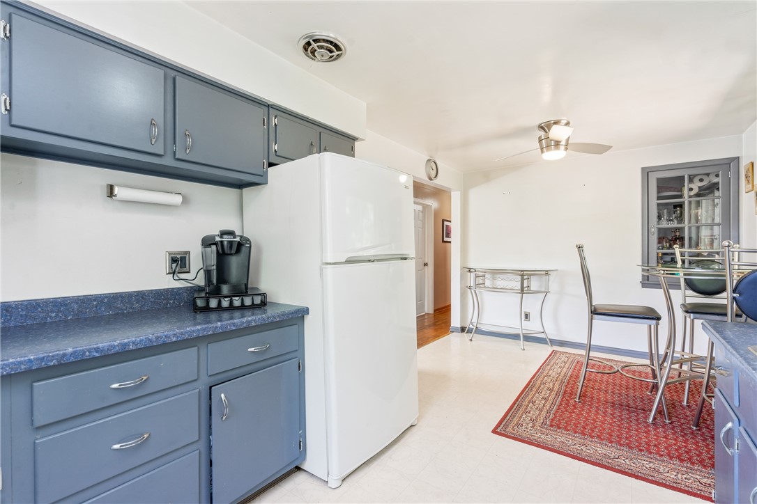 1011 Silver Ln