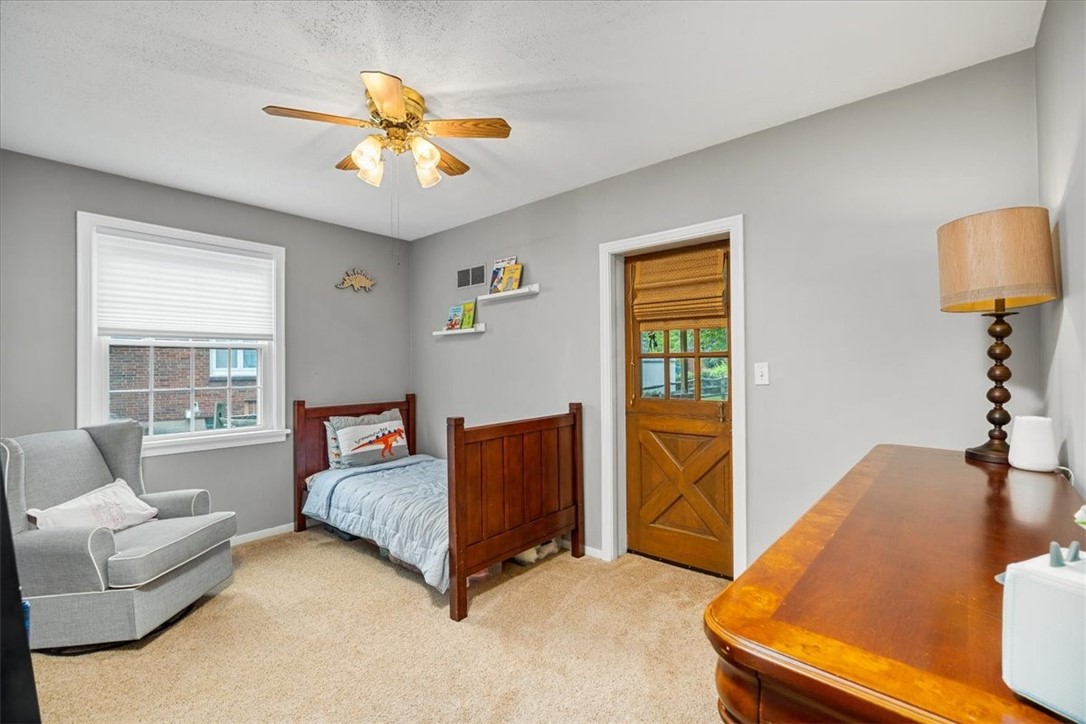 142 Lindley Ln