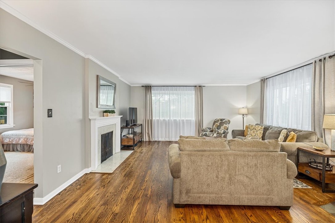 142 Lindley Ln