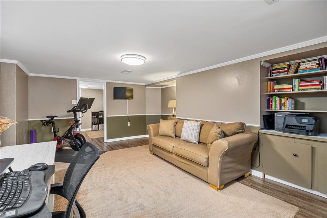 142 Lindley Ln