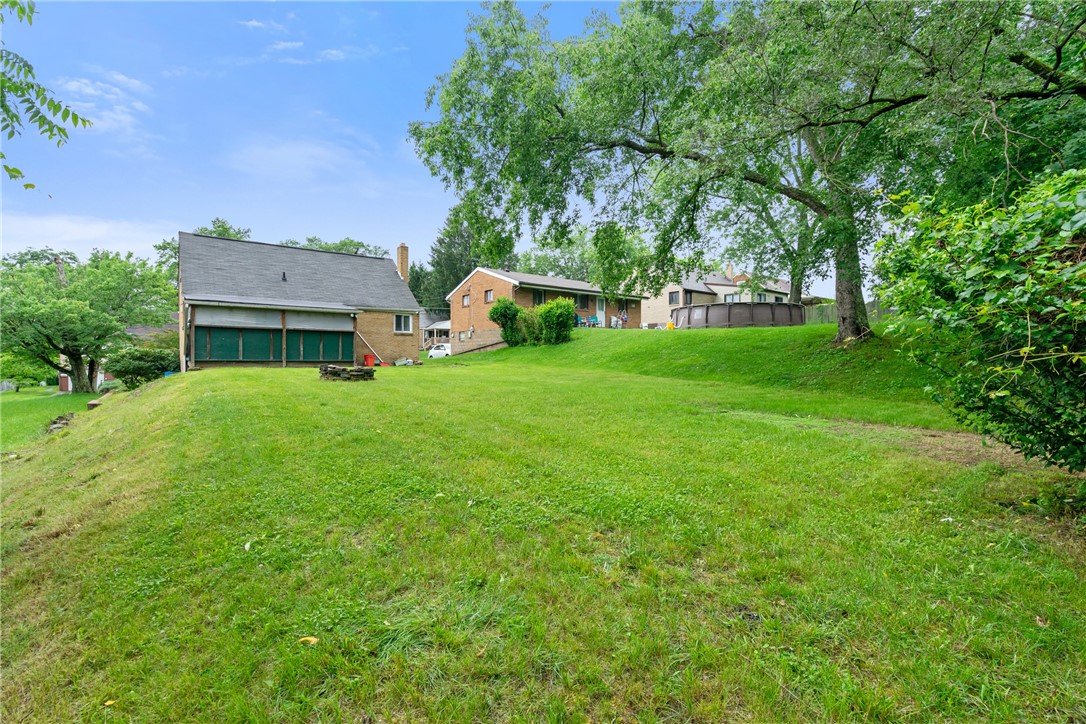 127 Charleston Dr