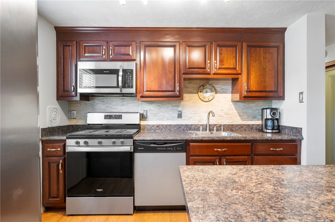 146 Pinehurst Dr