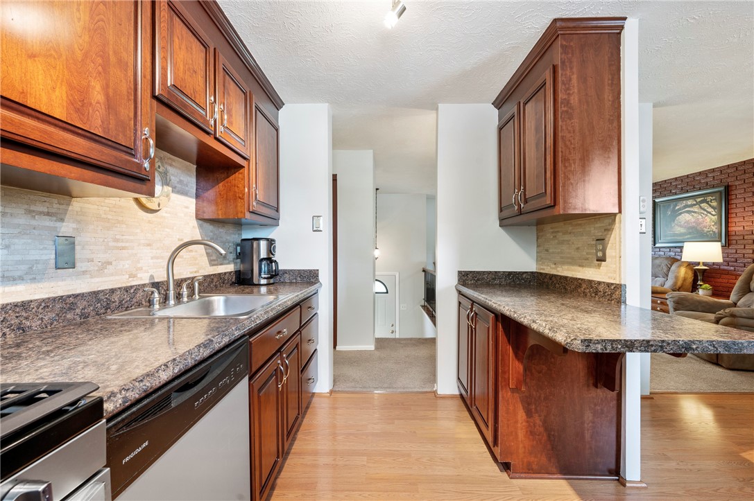 146 Pinehurst Dr