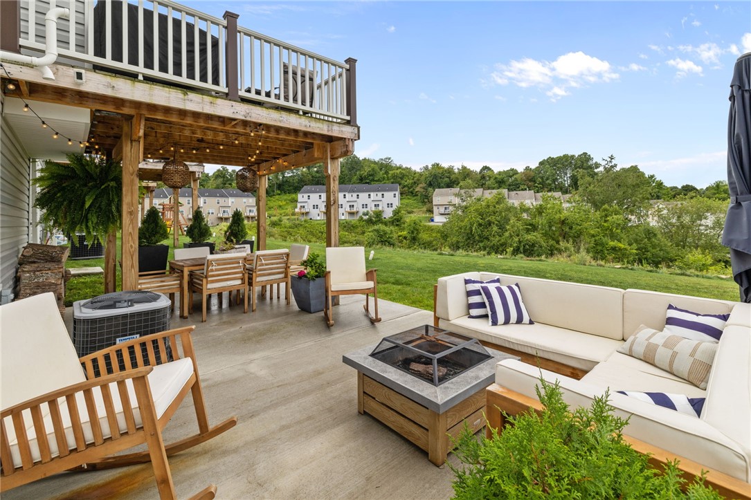 2309 Canterbury Dr