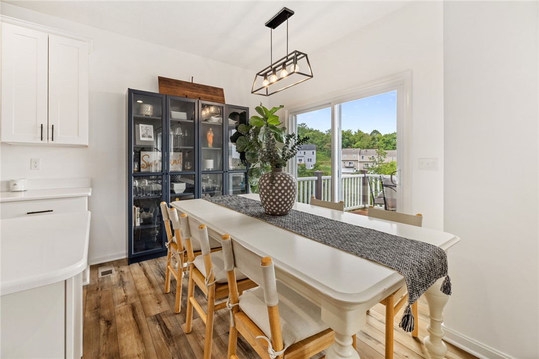 2309 Canterbury Dr
