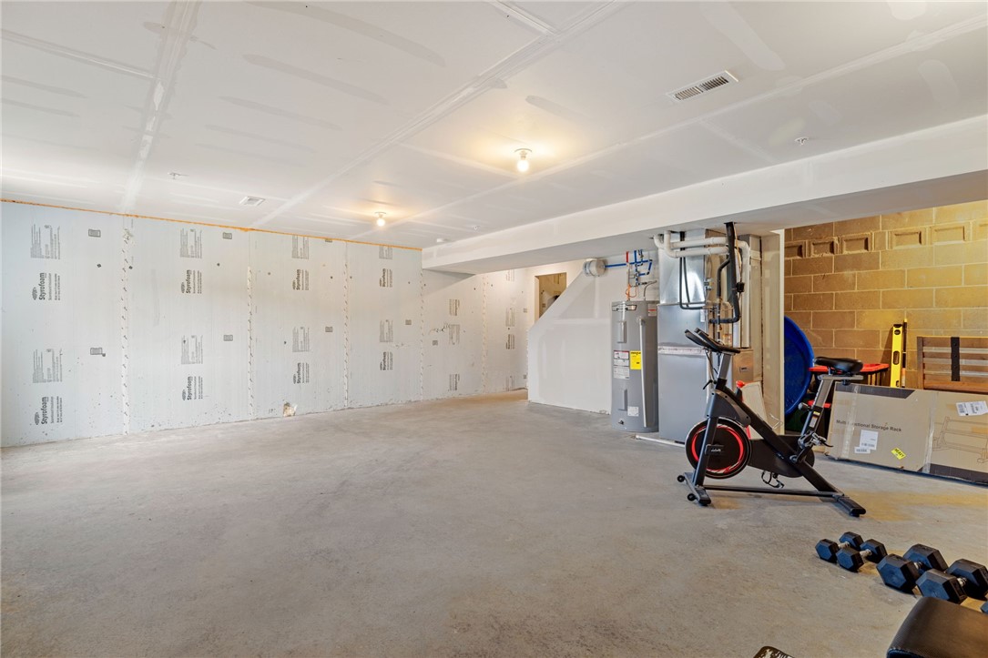 2309 Canterbury Dr