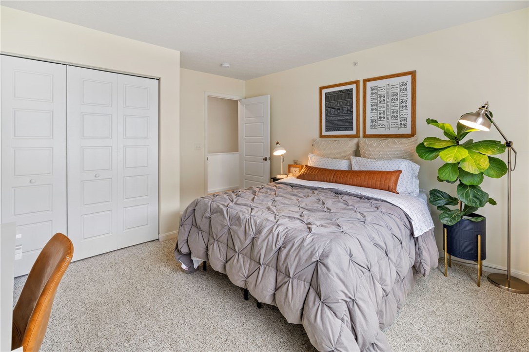 2309 Canterbury Dr