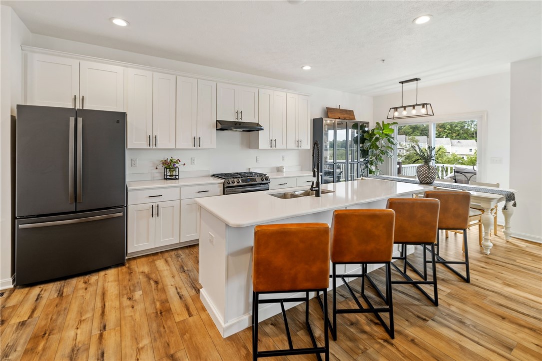2309 Canterbury Dr