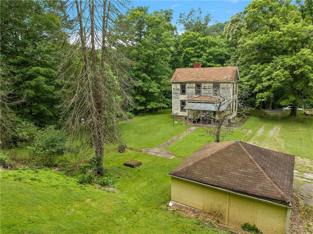 30 Rhodes Ave