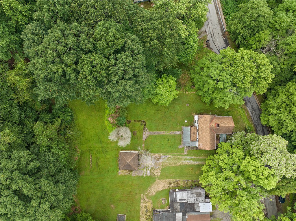 30 Rhodes Ave