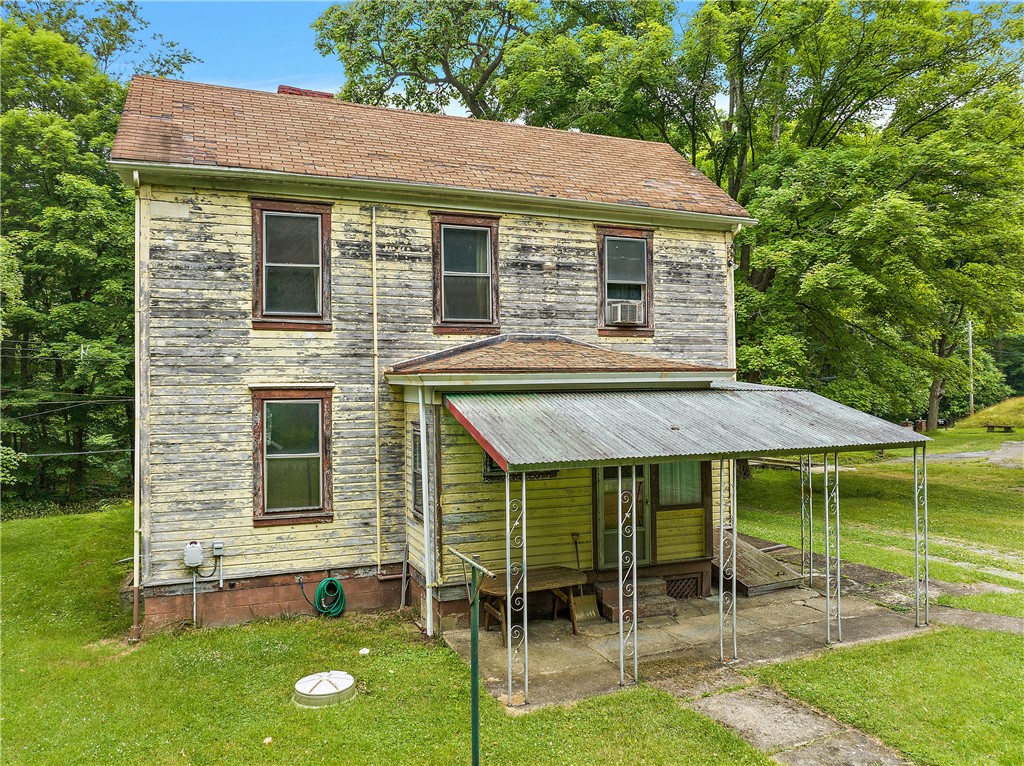 30 Rhodes Ave