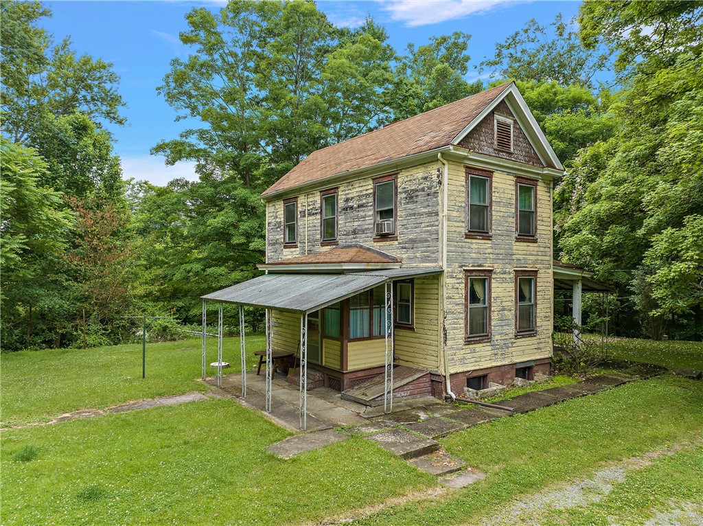 30 Rhodes Ave