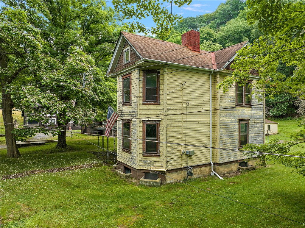 30 Rhodes Ave