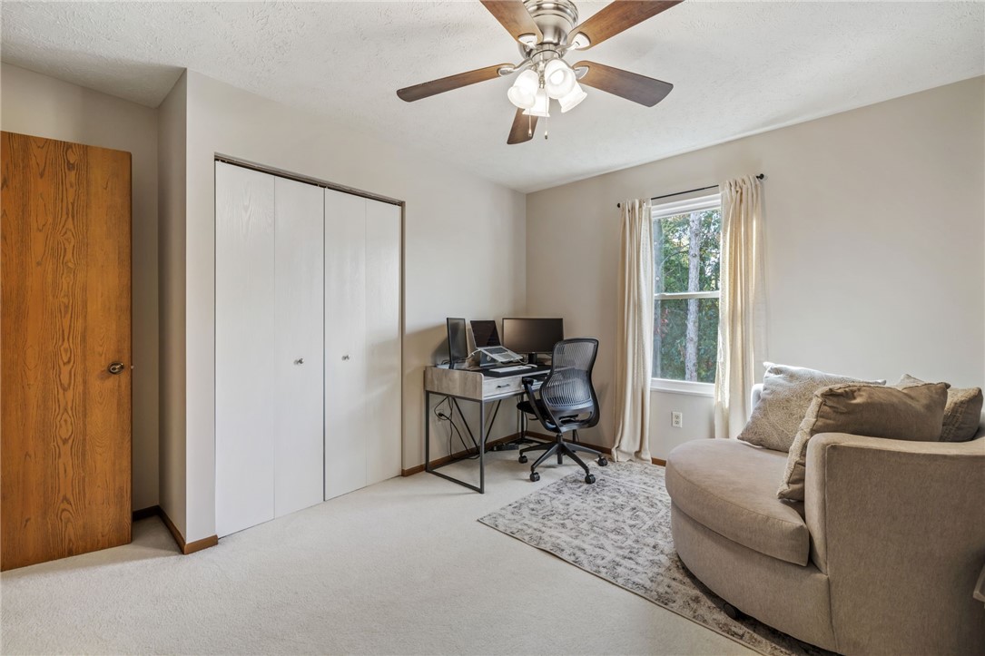 2204 Timberglen Dr