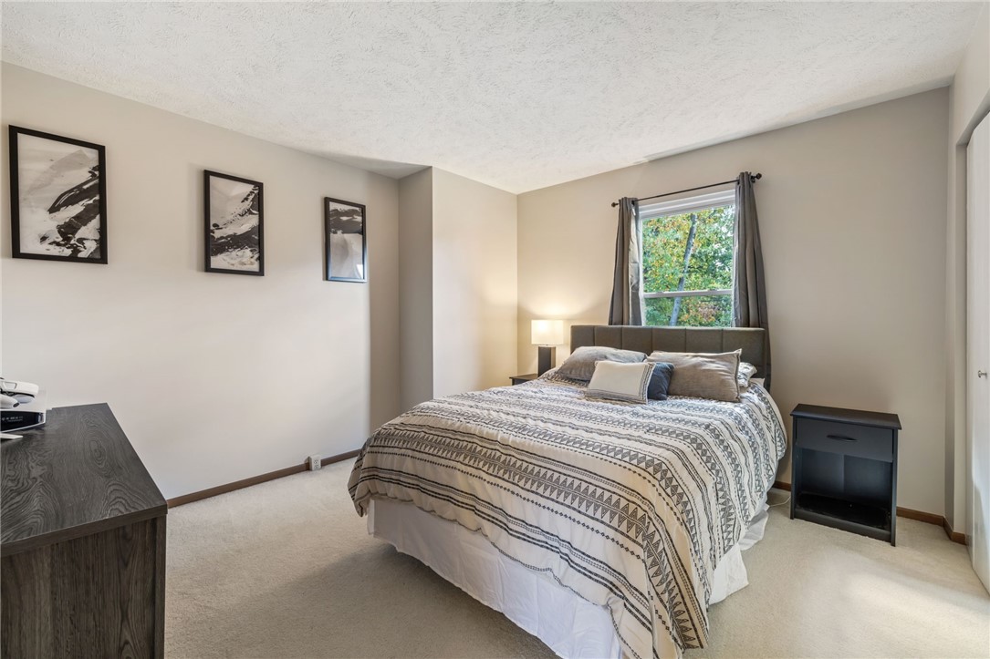 2204 Timberglen Dr