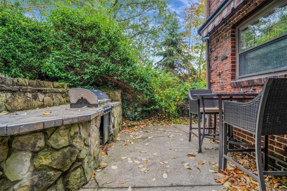21 Marquette Rd