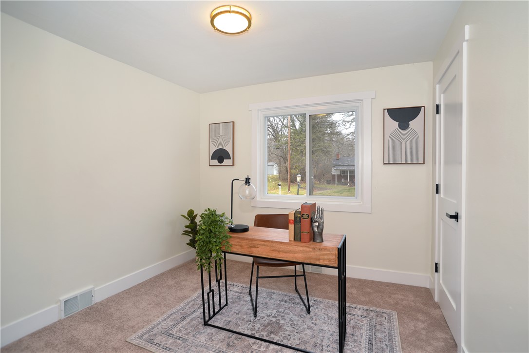103 Berdine Dr