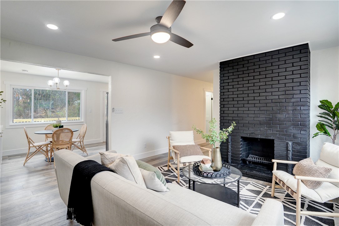 103 Berdine Dr