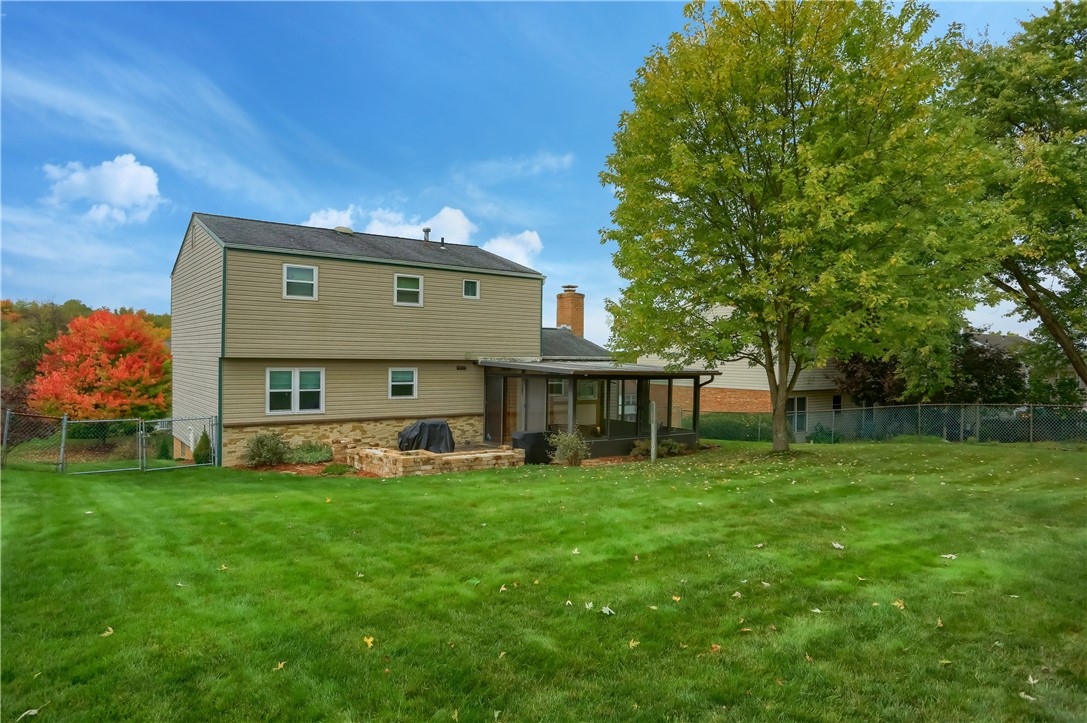 405 S Highlander Heights Dr