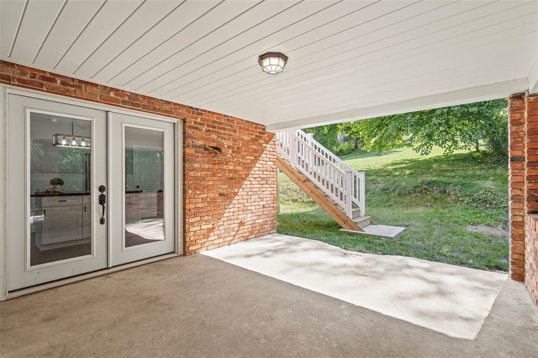 223 Spring St