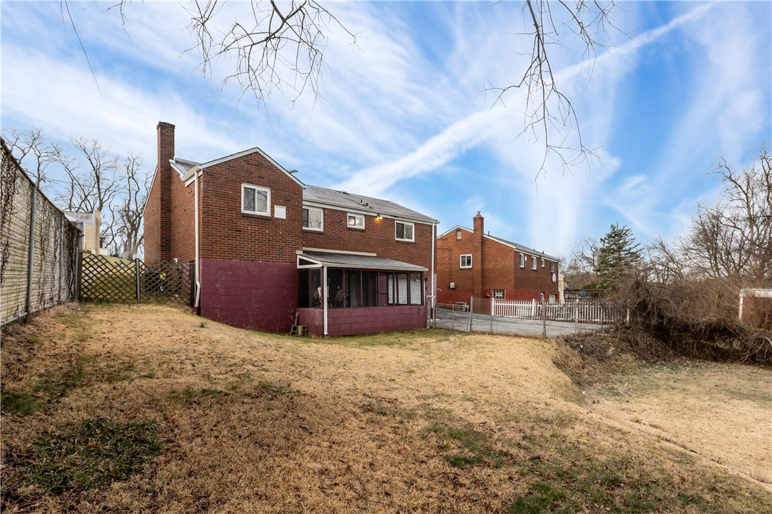 956 Shadycrest Road