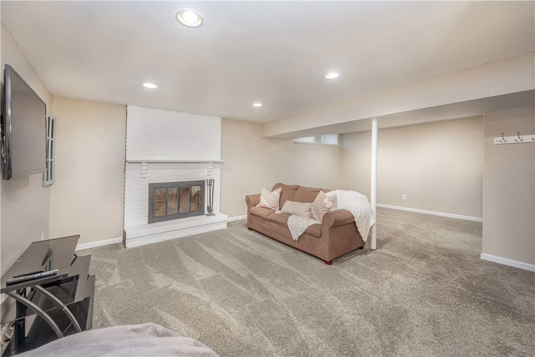 350 Fruitwood Drive