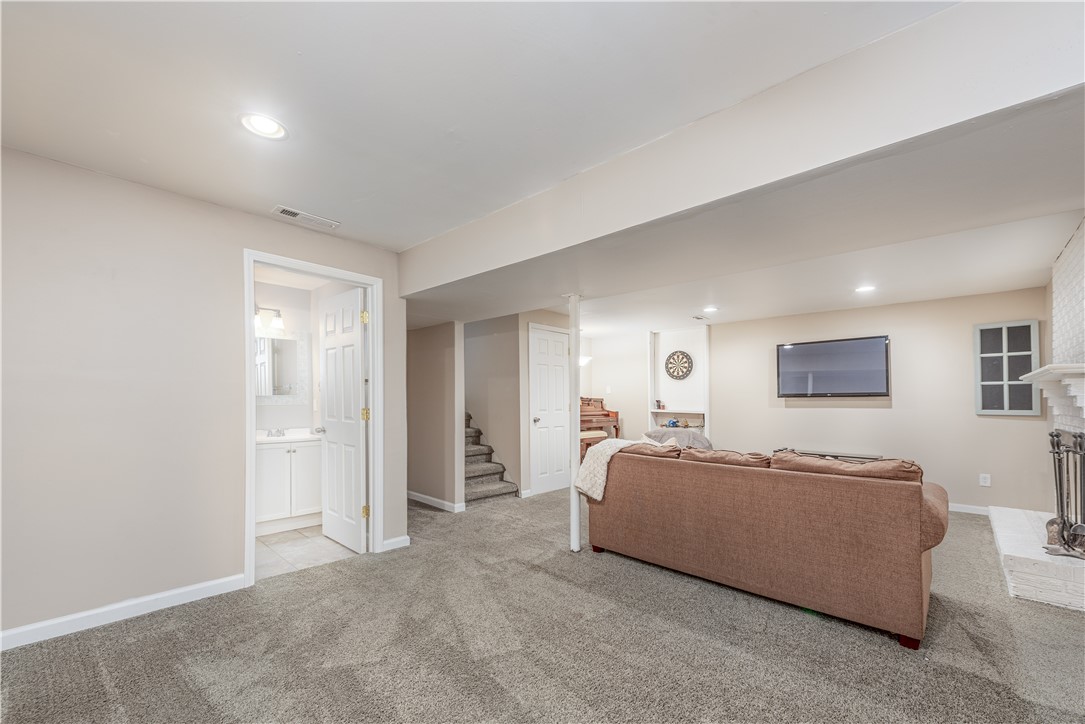 350 Fruitwood Drive