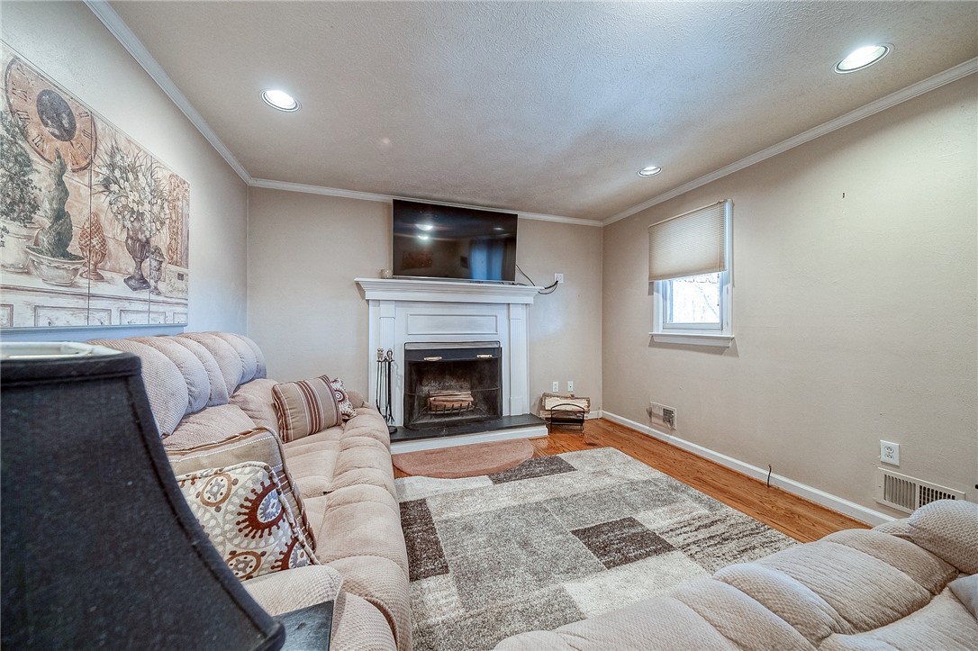 412 Sewickley Heights Dr