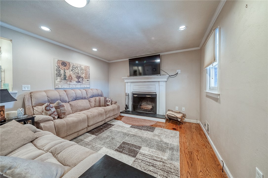 412 Sewickley Heights Dr