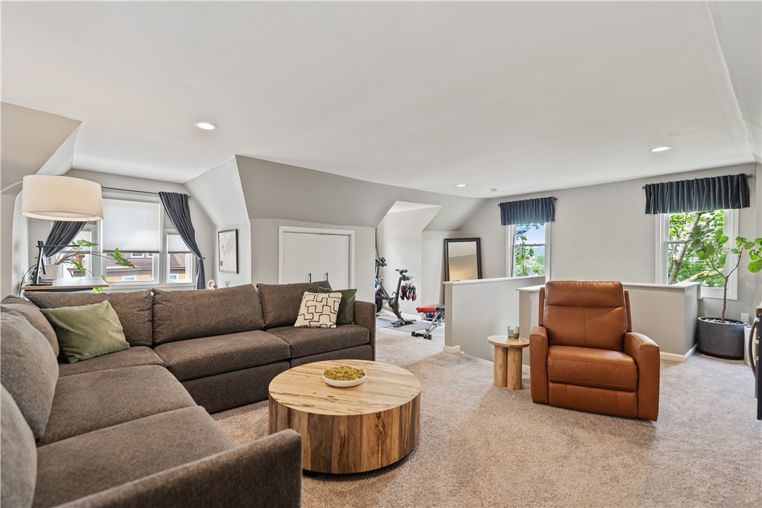 43 Walnut St