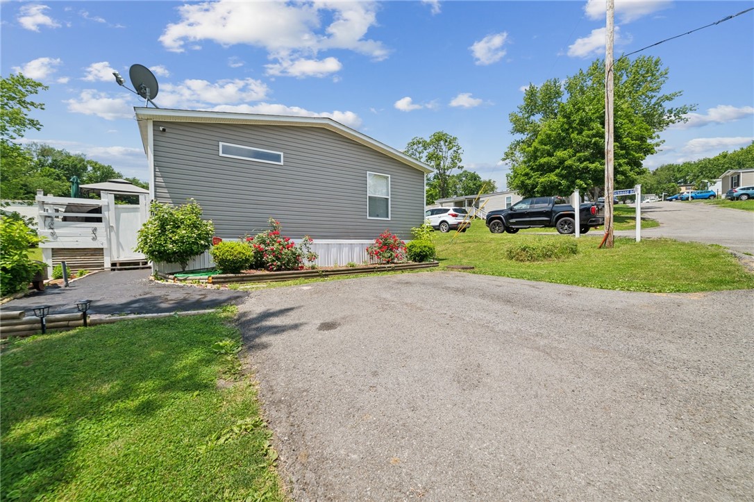 400 Richmond Rd