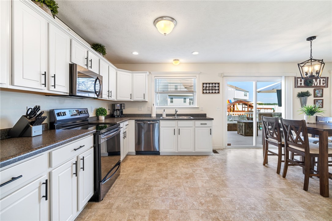 222 Horse Shoe Dr
