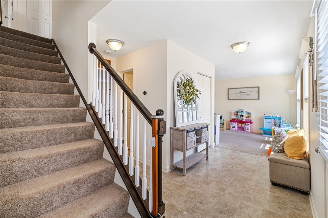 222 Horse Shoe Dr