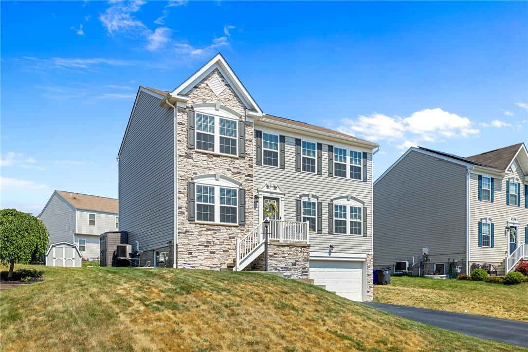 222 Horse Shoe Dr