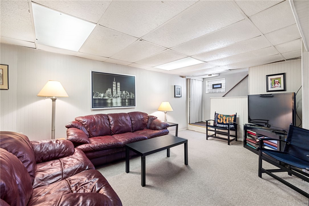 870 Tropical Ave