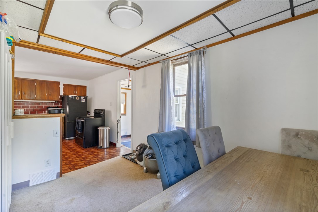 3807 Burgettstown Rd