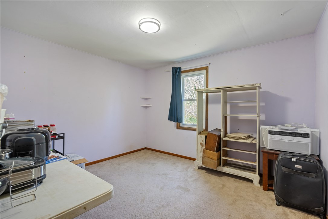 3807 Burgettstown Rd
