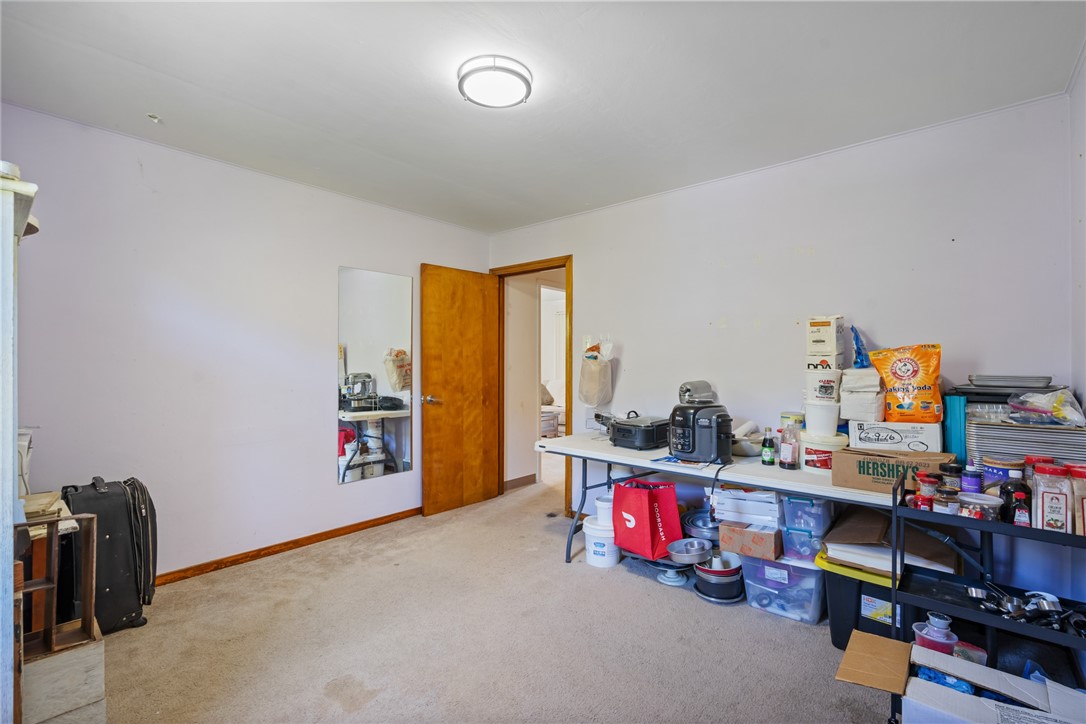 3807 Burgettstown Rd