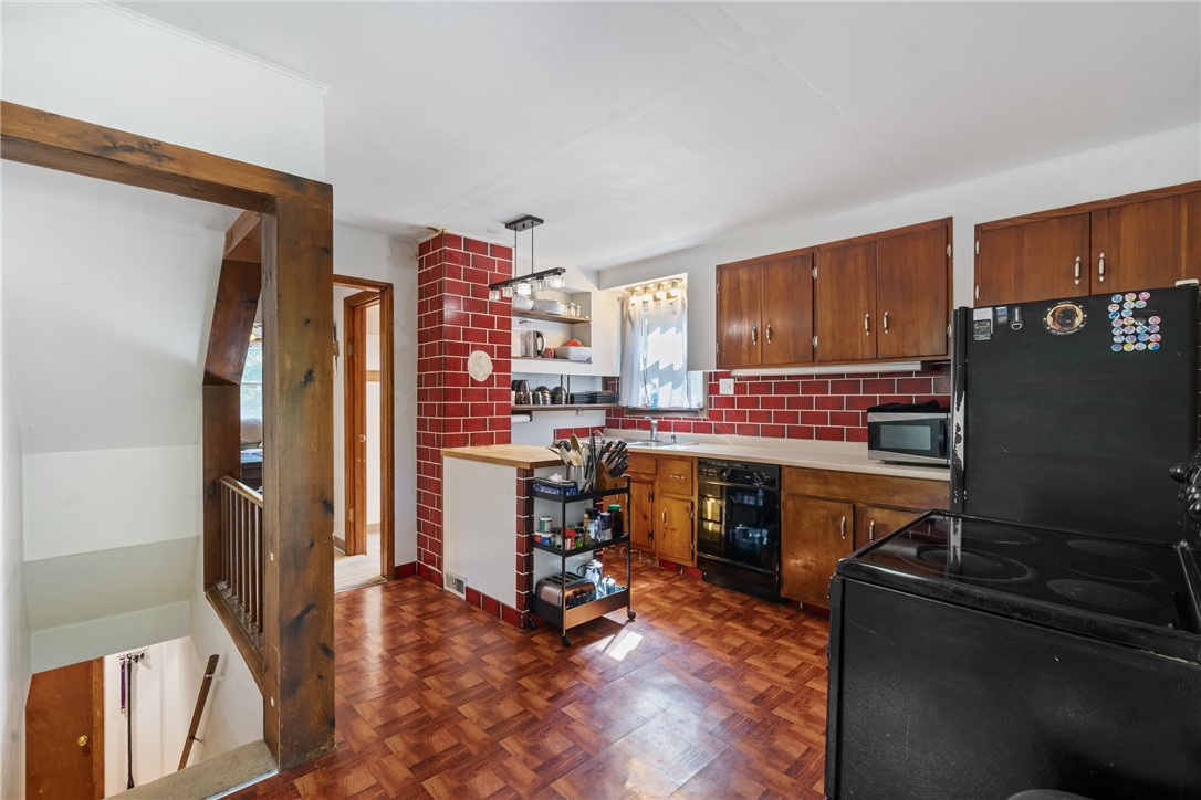 3807 Burgettstown Rd
