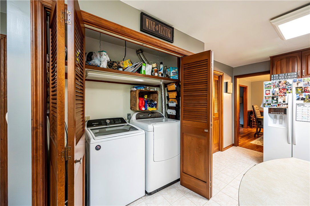 1120 MOUNTAINVIEW DR.