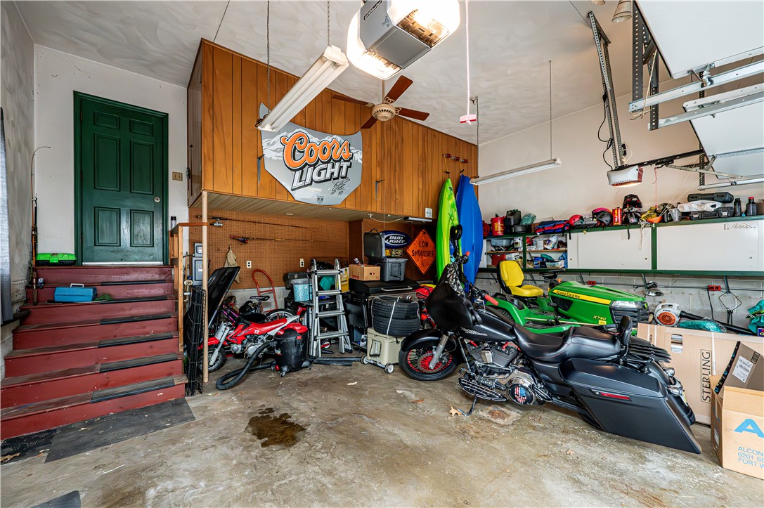 1120 MOUNTAINVIEW DR.