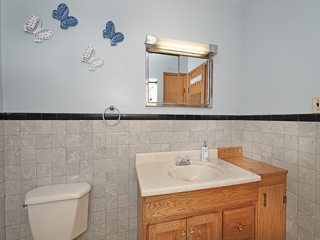 1207 State Route 18
