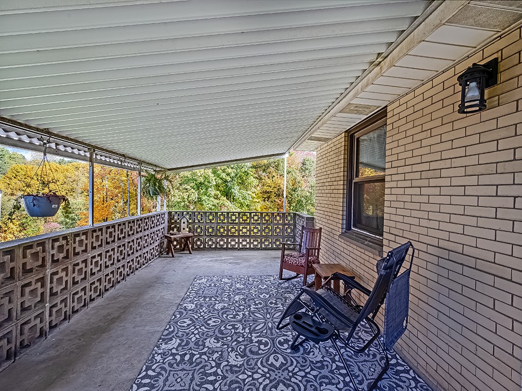 1207 State Route 18