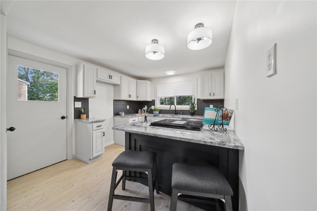 4664 Prescot Dr