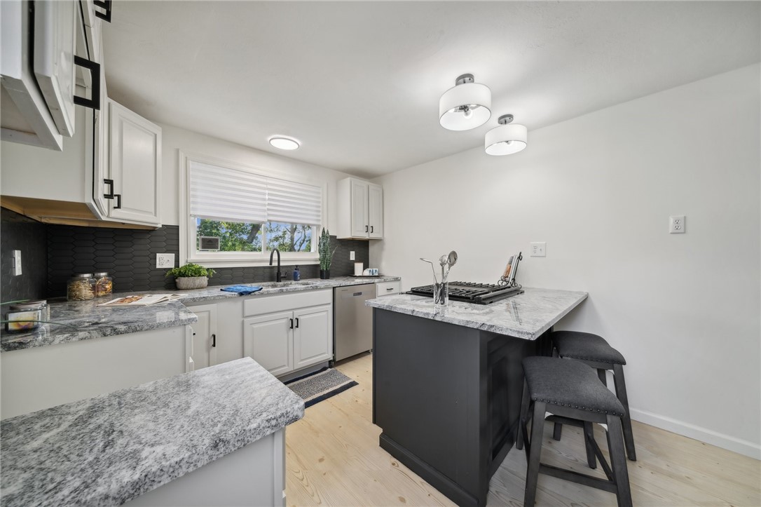 4664 Prescot Dr