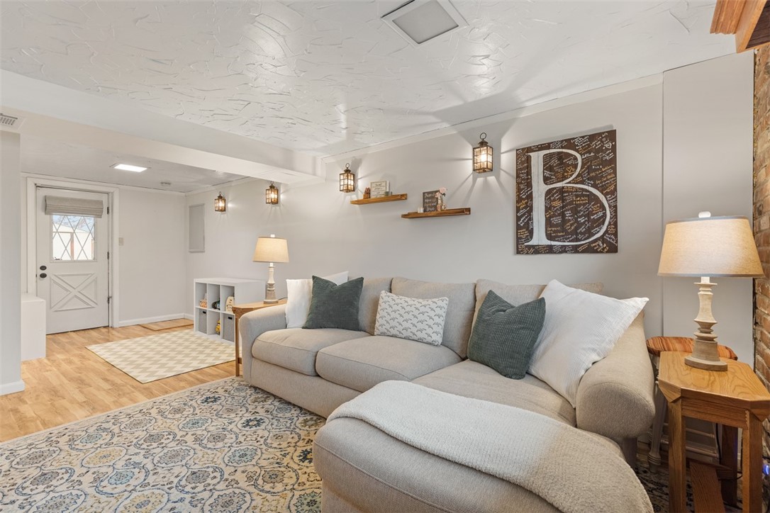 105 Heston Dr.