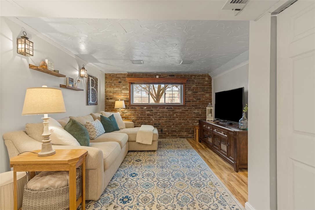 105 Heston Dr.