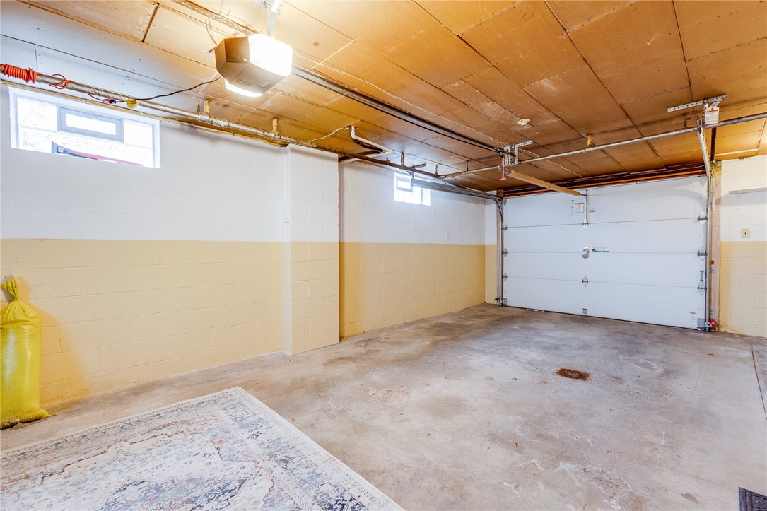 606 Lewis Ave